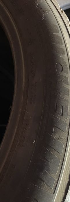 Шины зимние 275/45/21