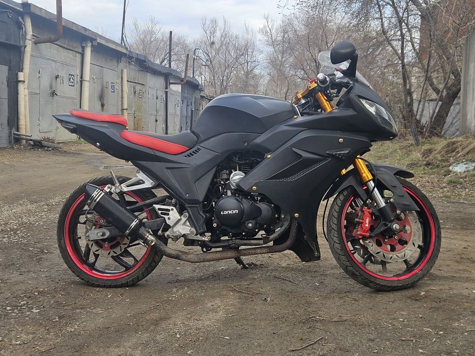 Мотоцикл 250кубов