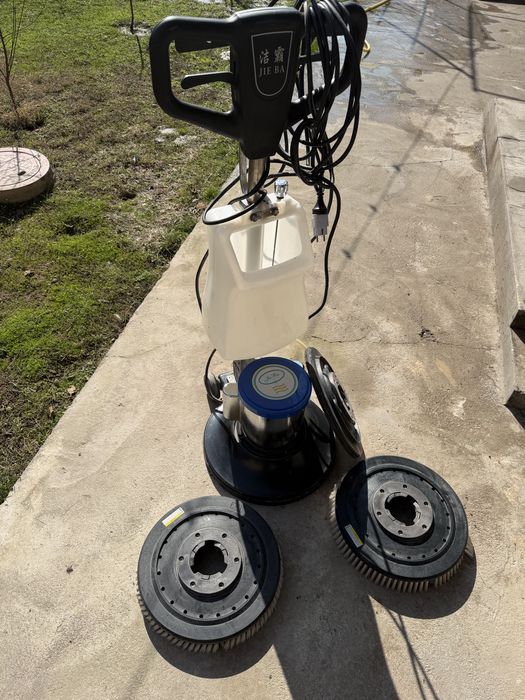 Bruschatka yuvadigan