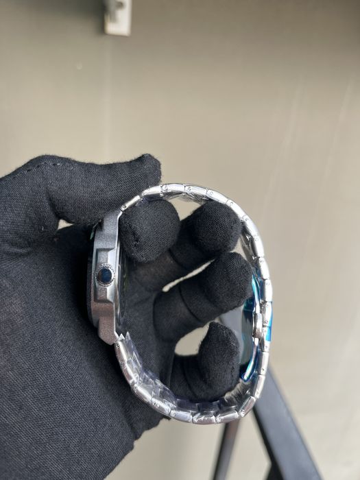 Часовник poedegar НАМАЛЕН!