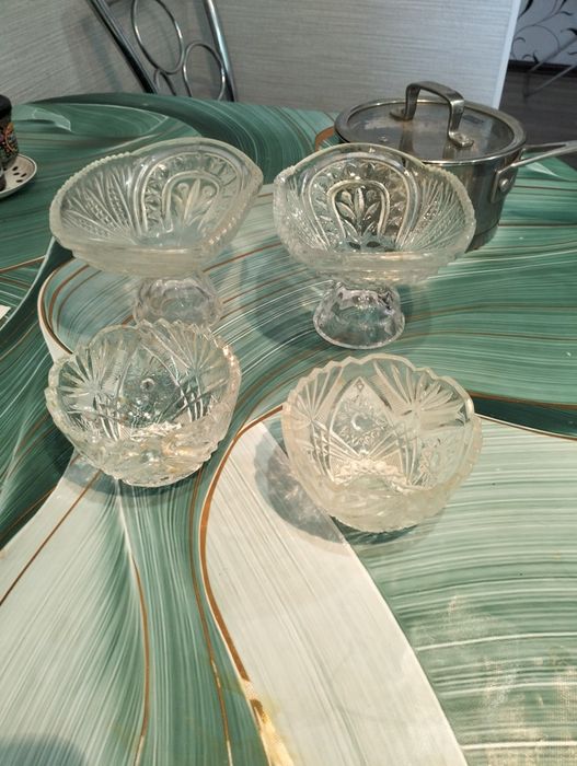 Продам ножи и половник