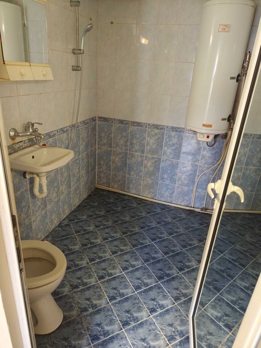 Продава се Къща в с. Блатец, Област Сливен - 372 кв.м за 175 €/кв.м - Снимка #4