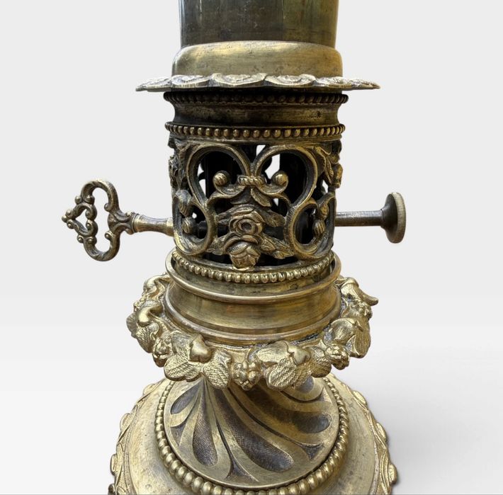 Pereche lămpi decorative bronz/alamă combustie petrol lampant