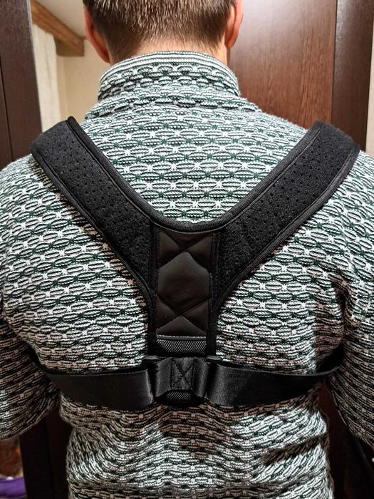 Corector de postura pentru indreptare spate