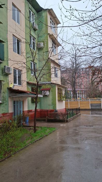 Продается 2 х комнатная квартира, Яшнабад