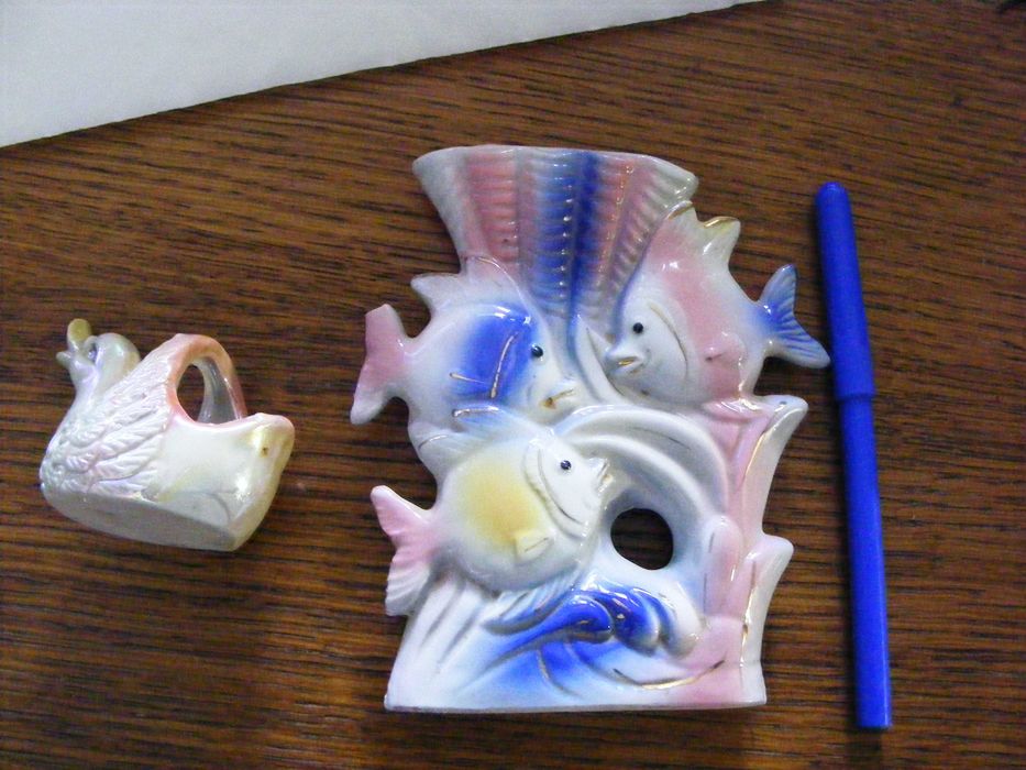 Свещник, Статуетка покривка и други