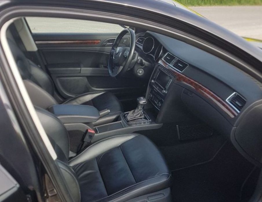 Vând skoda superb pachet dotării  FULL cutie  DSG