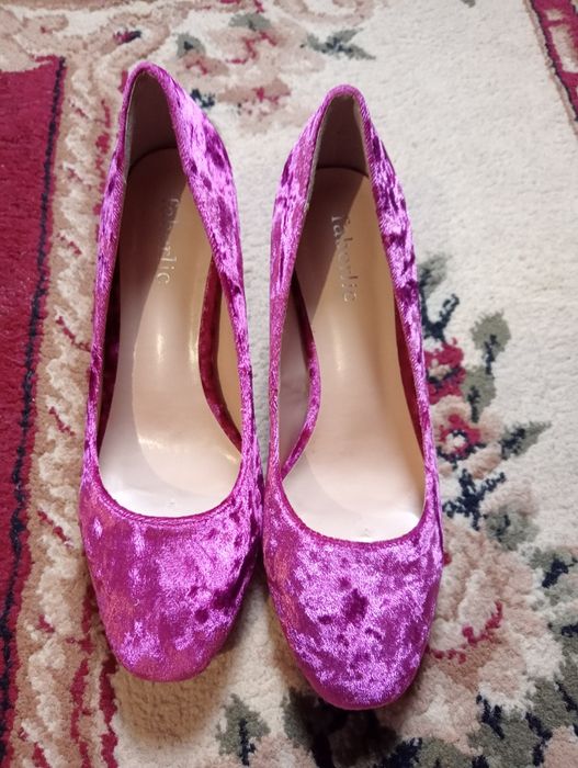 Продам стильные туфли Faberlic.