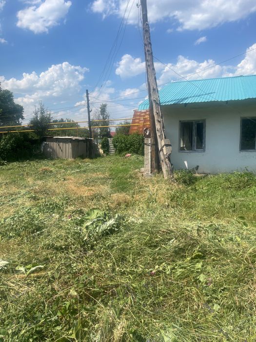 Продам участок с времянкой