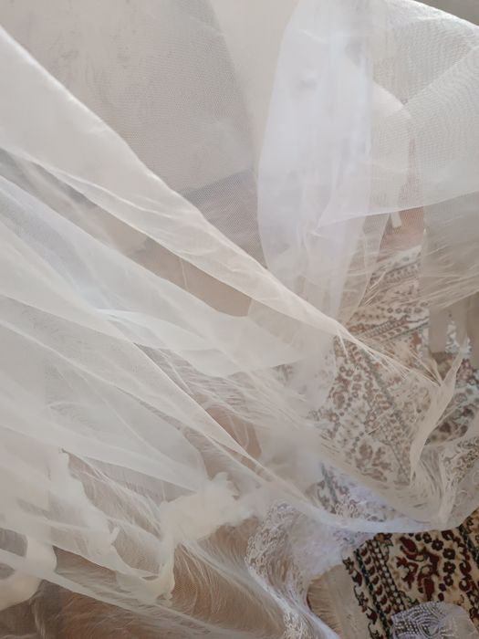 Тюли разные белые