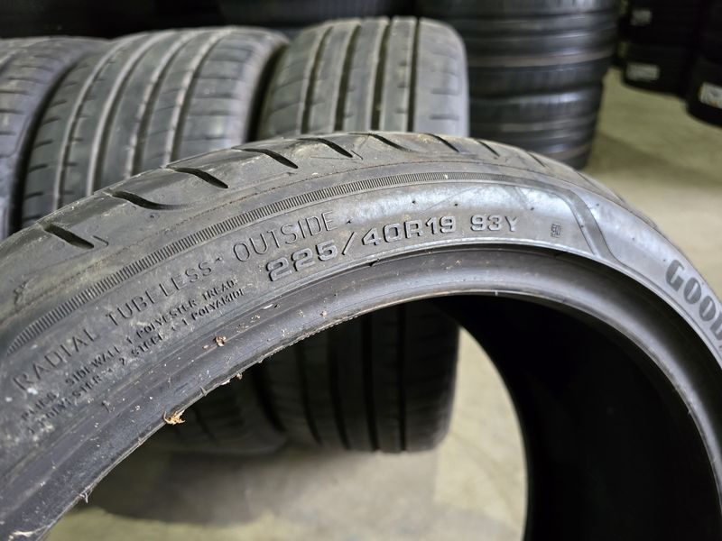 255/35/19//225/40/19 GOODYEAR RunFlat