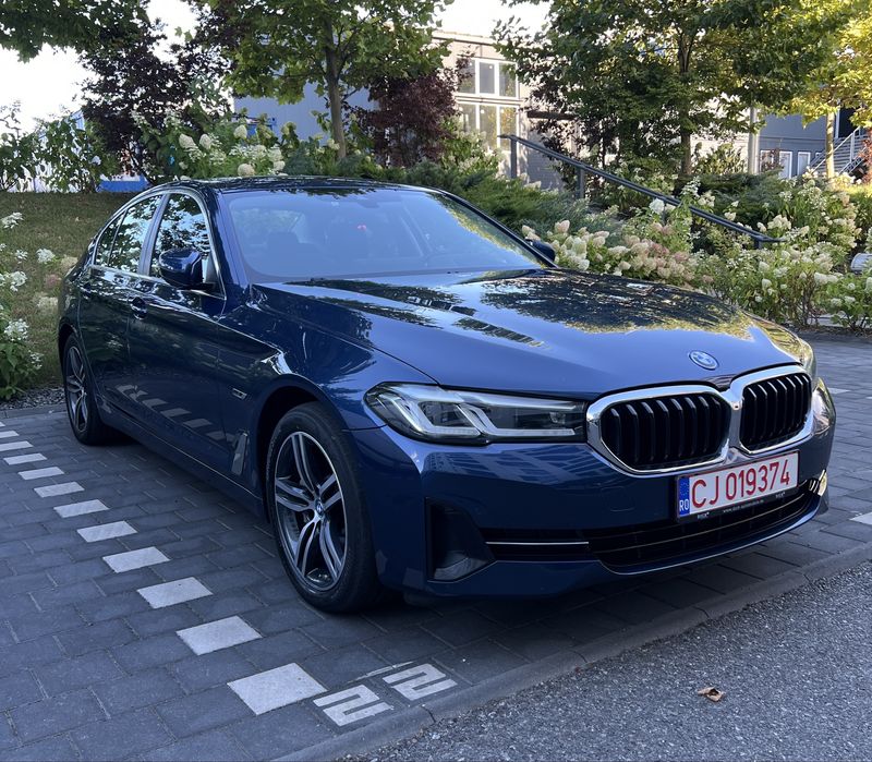 BMW Seria 5 XDrive 530 e -XtraBoost- 292 CP