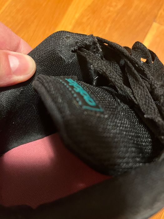 Маратонки Adidas, номер 41 1/3