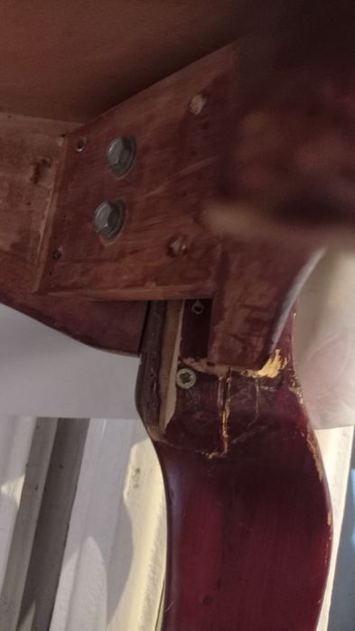 Продам стол кухонный