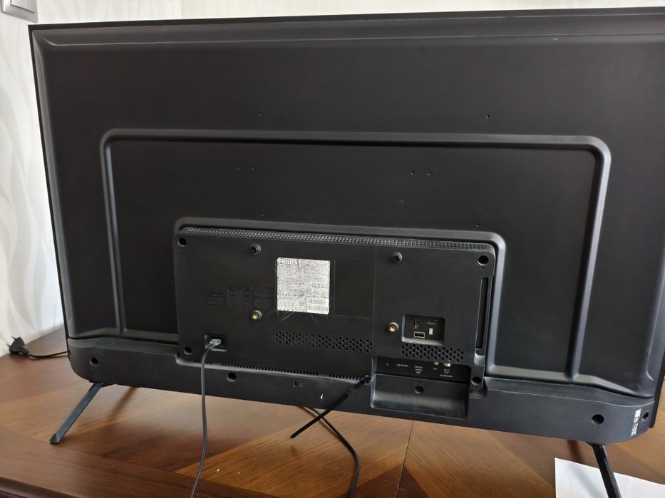 Продам телевизор Phillips 43 дюйма. Smart tv