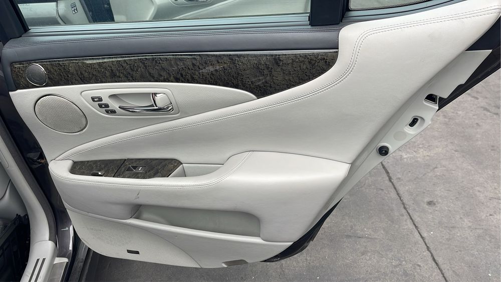 Dezmembrez Lexus LS 600h 5.0 hybrid an 2008 tip motor 2URFSE