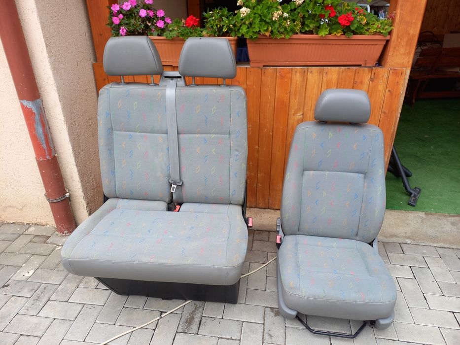 Scaune și banchete Vw Transporter T5 T6 (scaun șofer, bancheta  și scaun pasager, rândul din mijloc, bancheta spate, prinderi podea