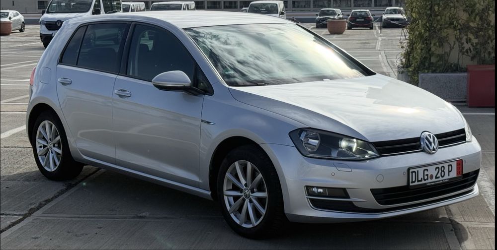 VW Golf Lounge Motor 1.6 TDI 110 CP