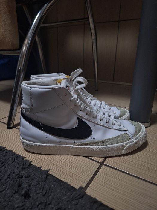 Adidași Nike Blazer