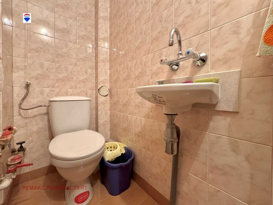 Тристаен апартамент за продажба кв. Ялта