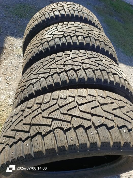 Pirelli шипованые р16