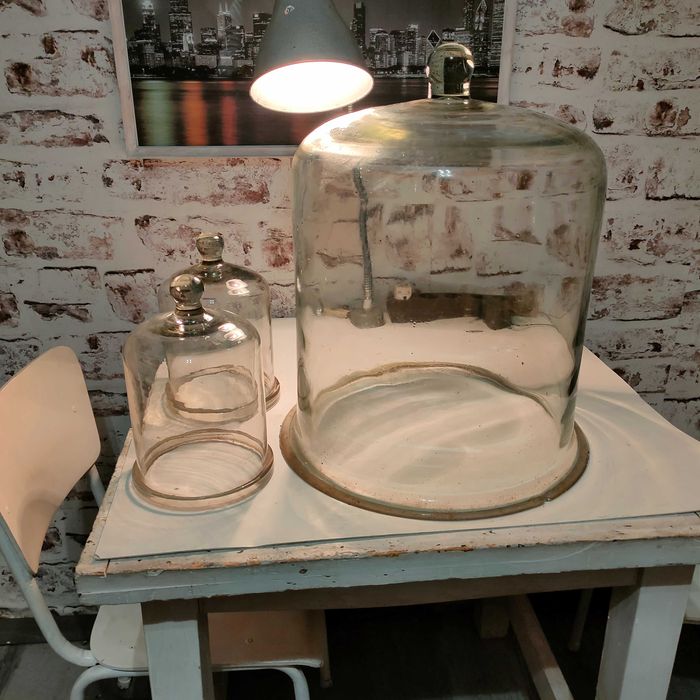 Лабораторна стъклария .