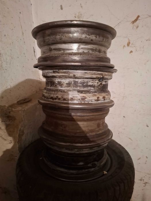 Продам комплект дисков на ваз 2109