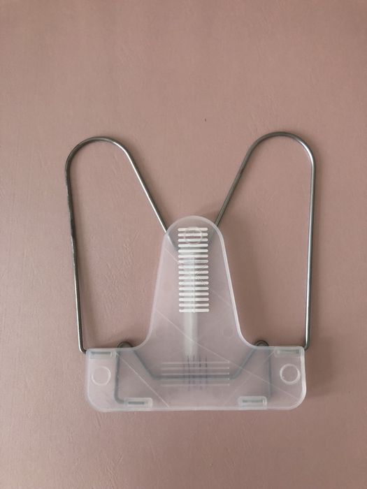 Подставка для книг