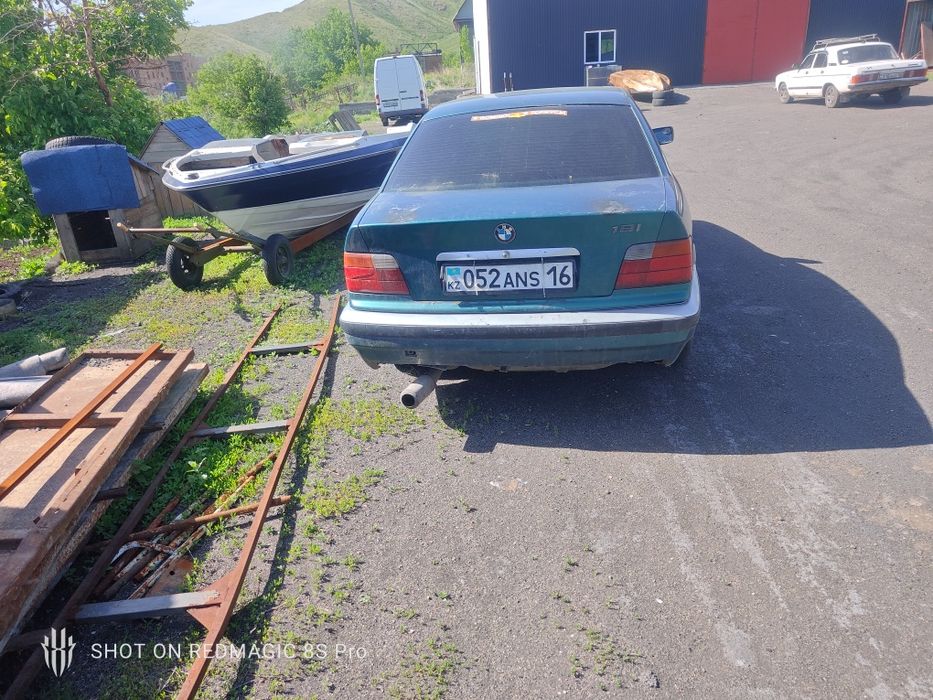 Продам бэху 3-ку