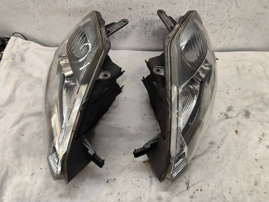 Оригинални фарове Субару Subaru Justy 4