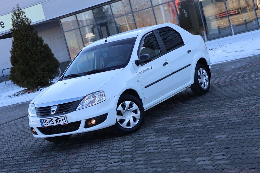 Dacia Logan benzina +gpl unic proprietar