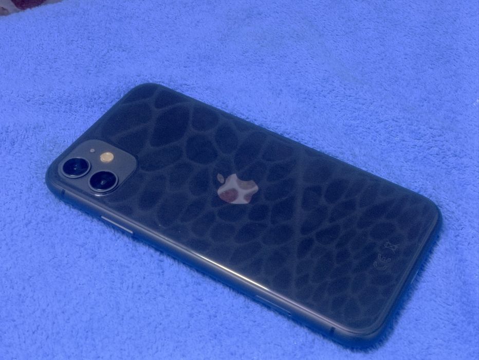 Iphone 11 в отлично состоянии