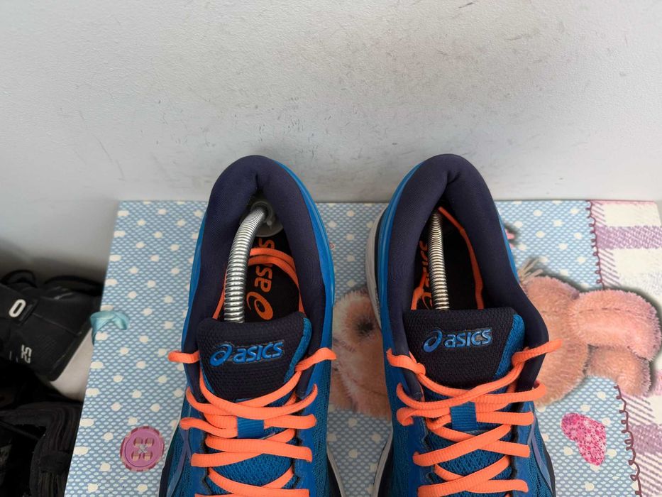 Asics Gel-Kayano 24''оригинални маратонки 44 номер
