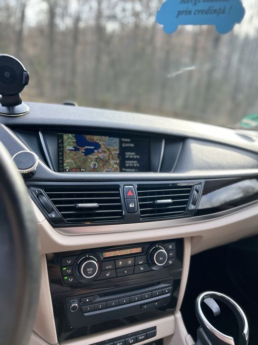 Vând urgent BMW X1 X-drive 18d