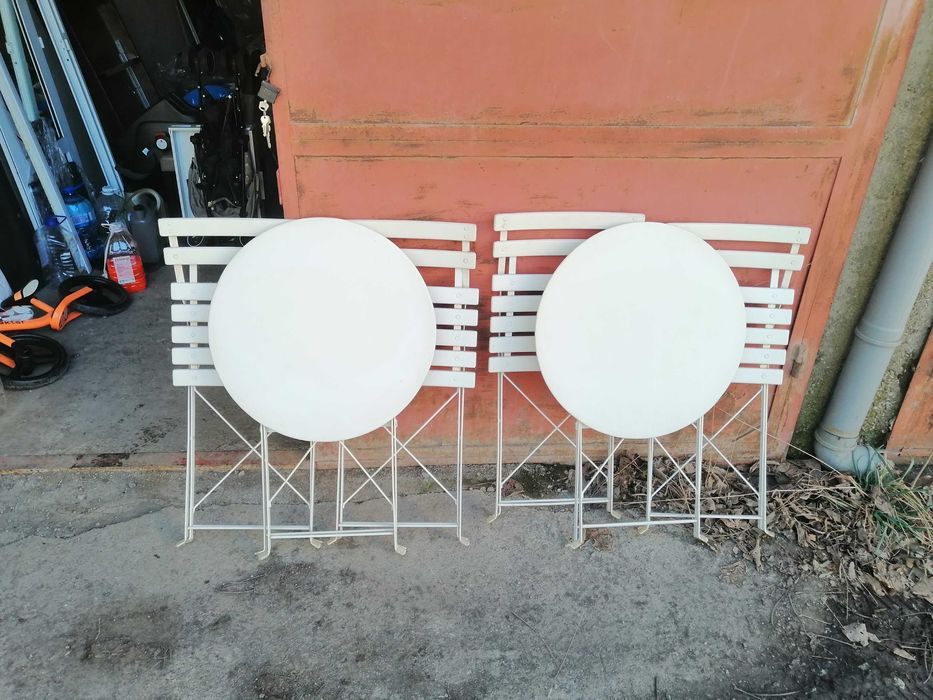 Градинска маса и столове