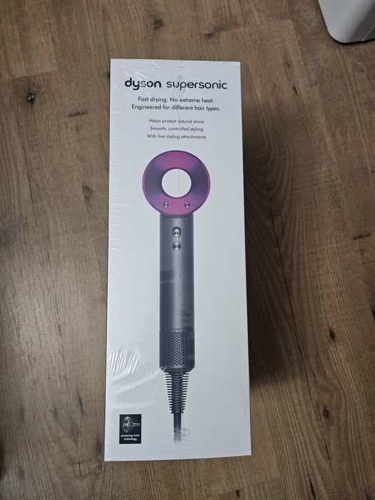 Uscător Dyson HD08