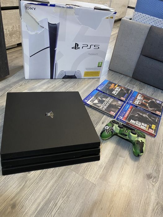 Playstation 4 Pro + Игри