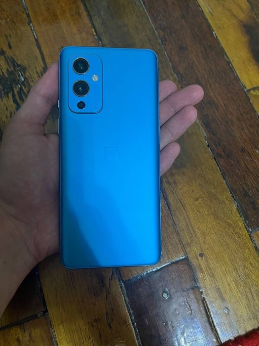 One plus 9 5G 128 GB