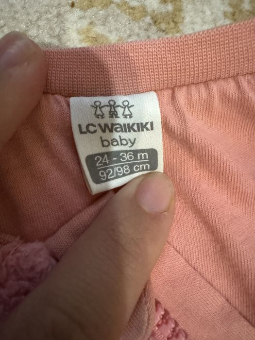 Продам комбинезон на девочку