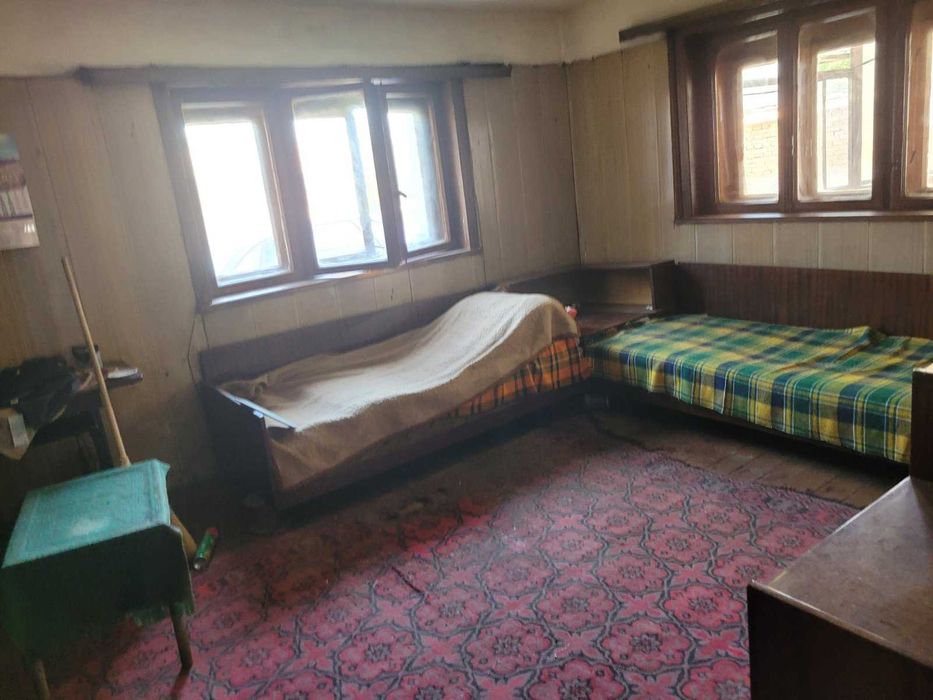 Продавам къща в село Реселец обл. Плевен
