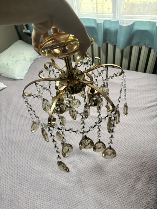 Люстра на потолок