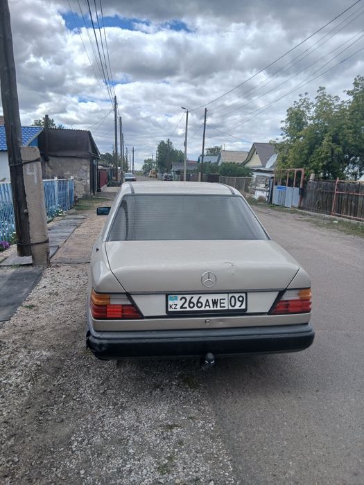 Продается мерседес 124