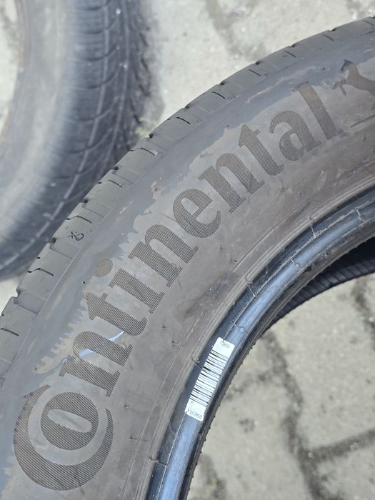 235 55 18 Continental