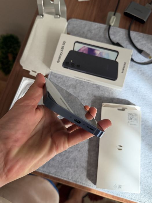 Vand Galaxy A55 5G impecabil ca nou