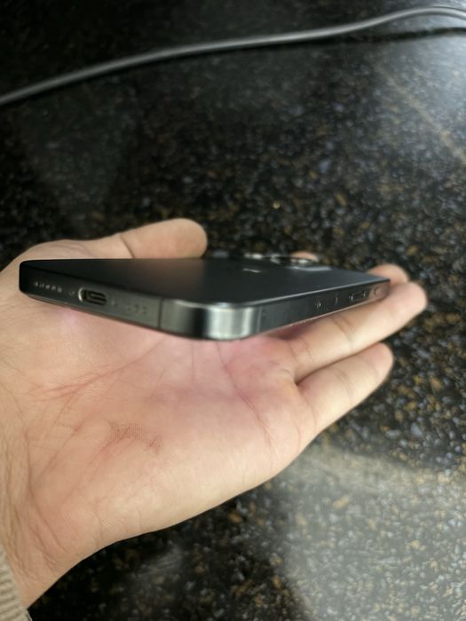 Iphone 15 pro 81% черный