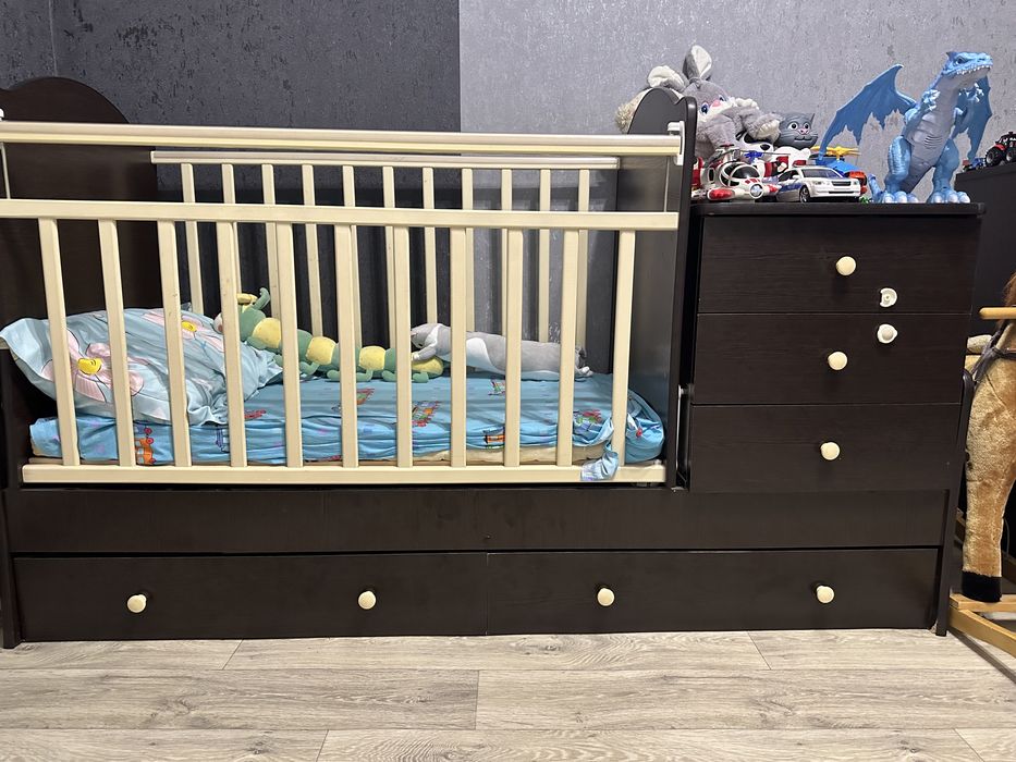 Продам детскую кровать