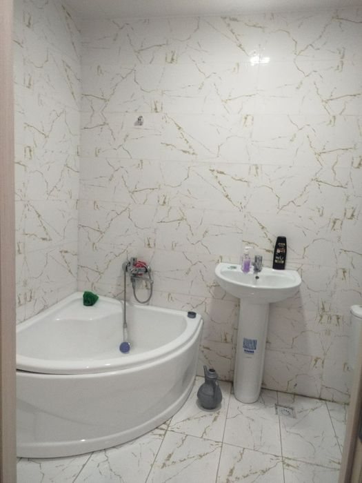 Qorasuvda oilaga ijaragakvartira bor 2 ,mln