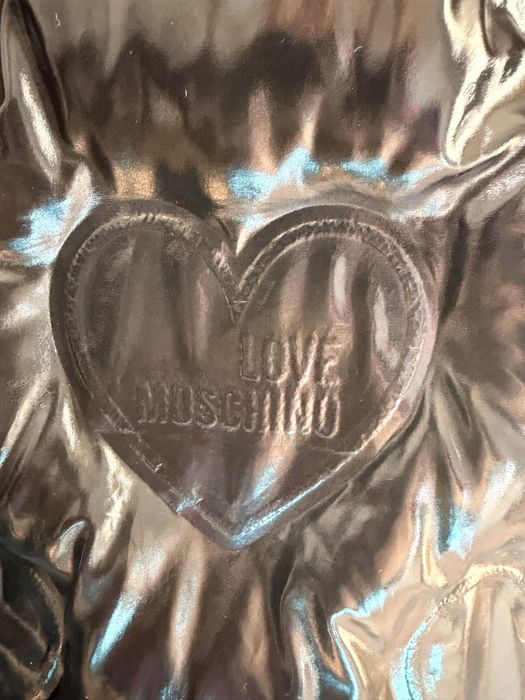 Geaca groasa iarna/munte lucioasa oversize -Logo Moschino la vedere