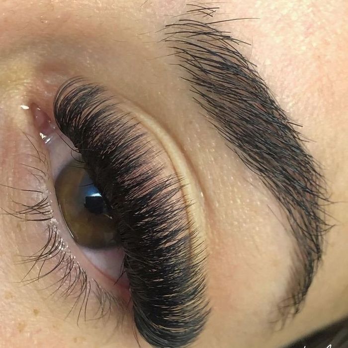 Extensii de gene fir cu fir