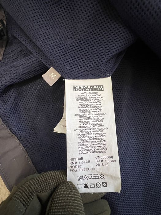 Анорак Napapijri модели Rainforest Winter.